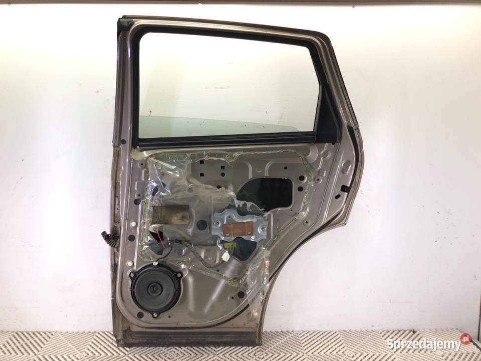 DRZWI PRAWY TYŁ NISSAN QASHQAI J10 Hatchback