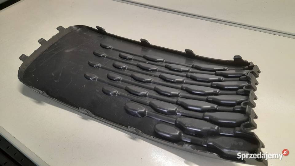 VW CADDY 5 V ZAŚLEPKA KRATKA ZDERZAKA LEWA osobowe Goleniów