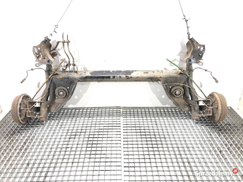 BELKA TYŁ RENAULT CLIO IV Hatchback TYLNA