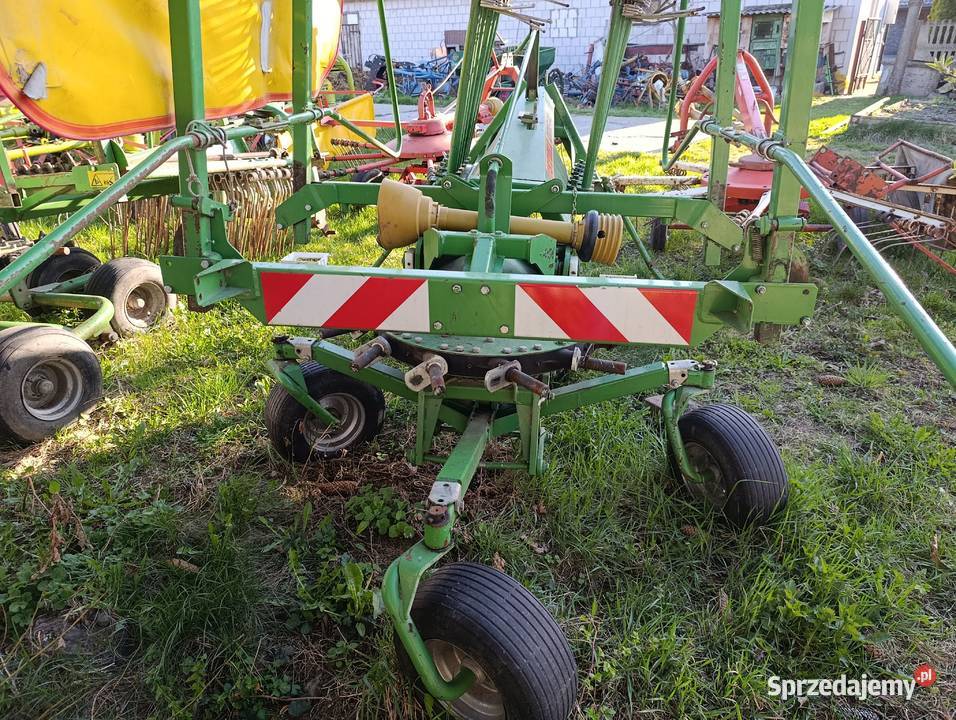 Przewracarka Claas Deutz fahr zgrabiarka Rawica Nowa