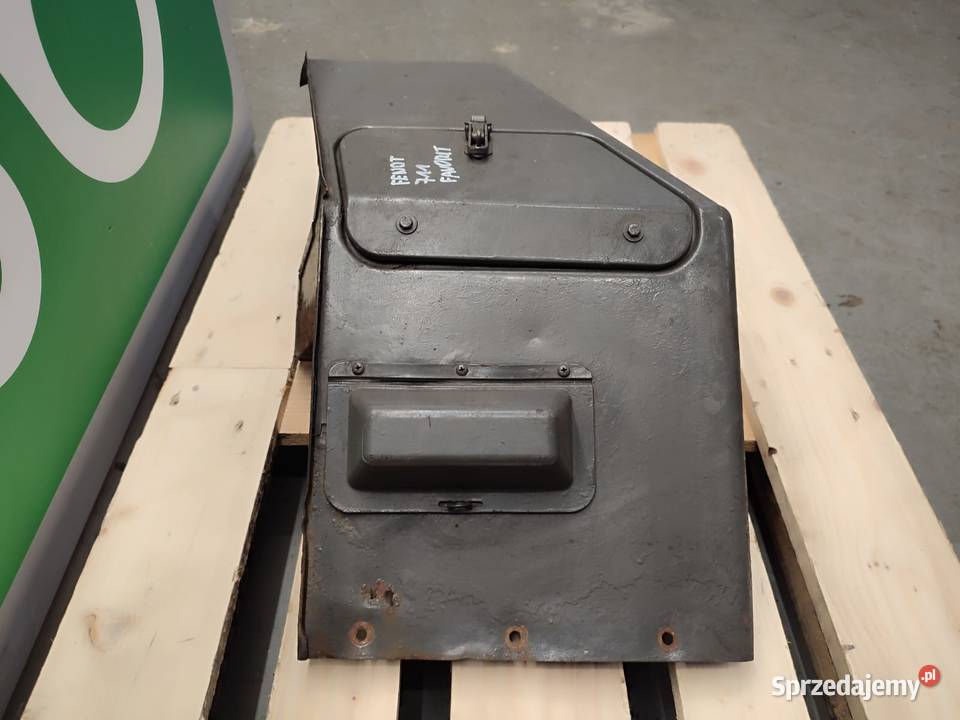 Schowek boczny FENDT 711 FAVORIT wielkopolskie Wilkowo