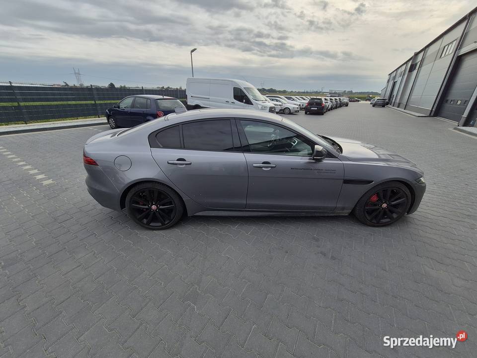 Syndyk sprzeda Jaguar XE X760 20 I4 Petrol automatyczna Warszawa