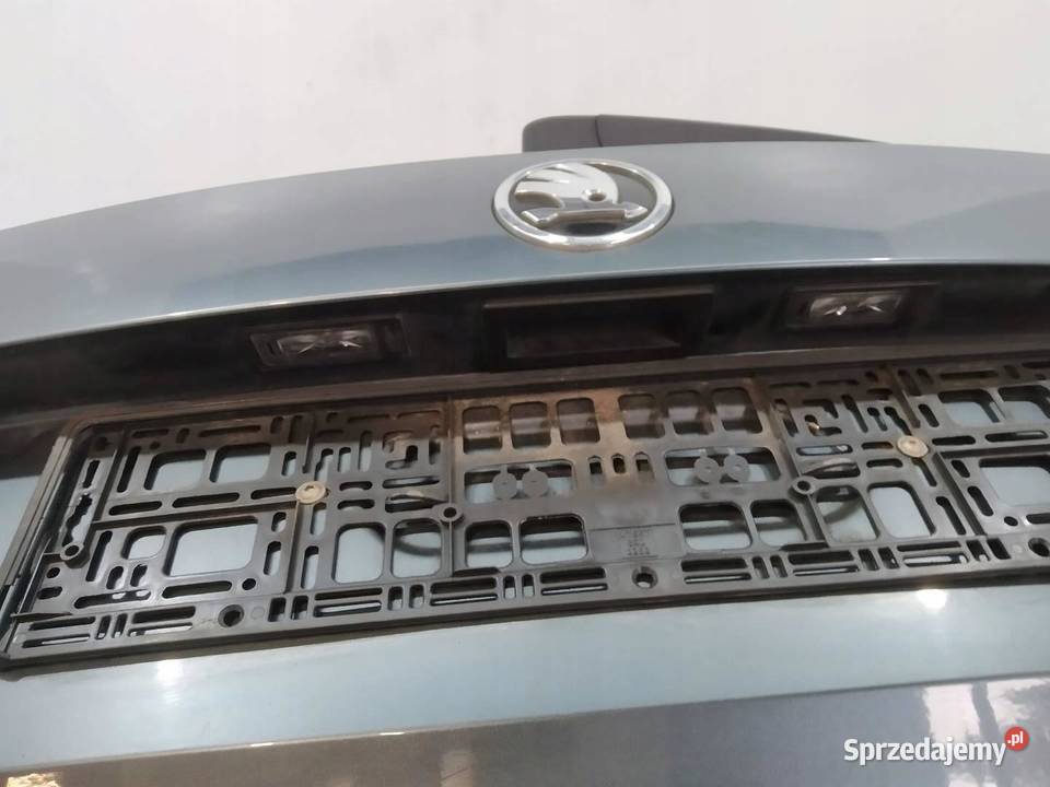 KLAPA TYŁ SZYBA KOMBI Skoda Superb III 2015