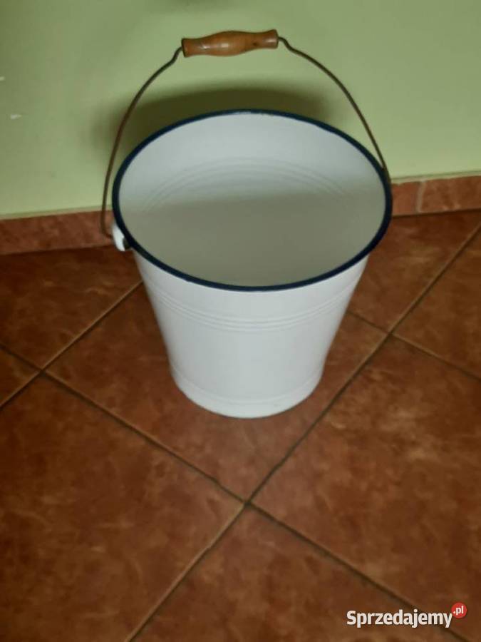 Duże emaliowane wiadro PRL warmińsko-mazurskie