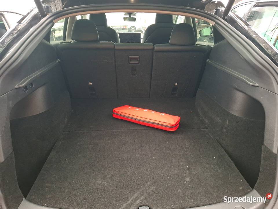 Tesla Y RWD Rok produkcji 2022 Warszawa