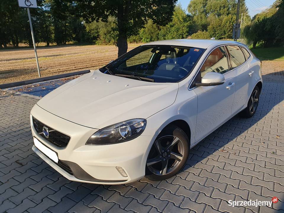 Volvo V40 RDesign 20 HDi 120 Biała Perła Gliwice sprzedam