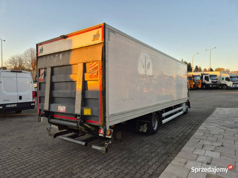 Volvo FL240 Volvo FL 240 4X2 18 EP CHŁODNIA SKAB wspomaganie kierownicy śląskie Łaziska Górne sprzedam