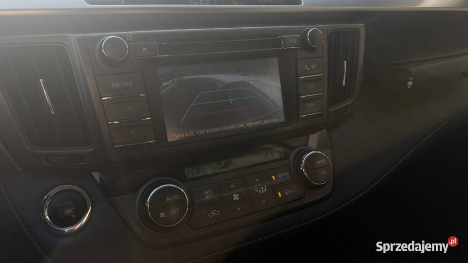Toyota RAV4 20vvti AWD Automat xenon ledy 4x4 aluminiowe felgi Gdańsk