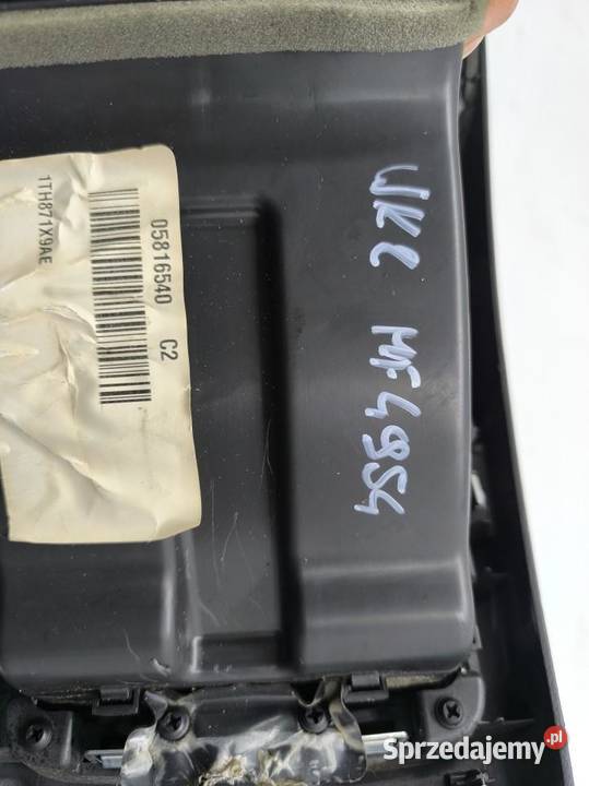 PANEL KRATKA NAWIEWU TYŁ JEEP CHEROKEE WK2 osobowe