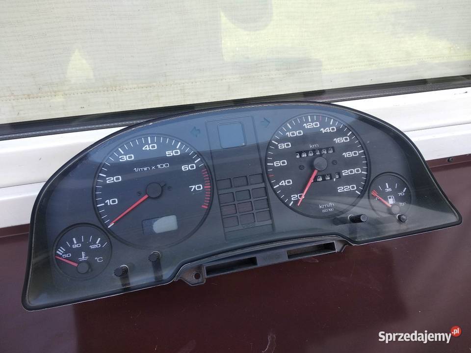 Audi 80 B3 B4 licznik zegary prędkościomierz osobowe Sieradz