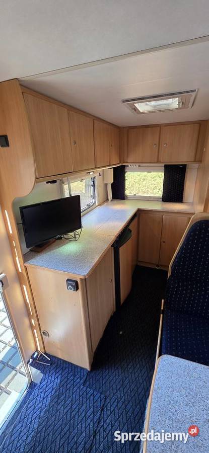 KAMPER 2001r Kampery