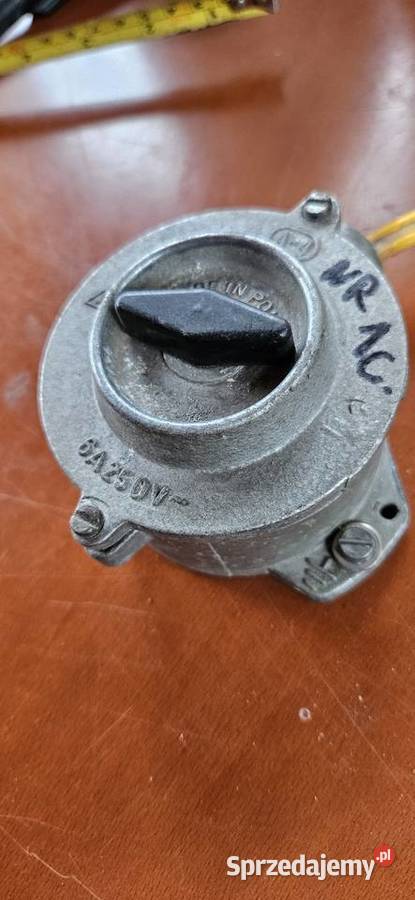 Nowa używanaAluminiowa rozeta włącznik z epoki Barlinek