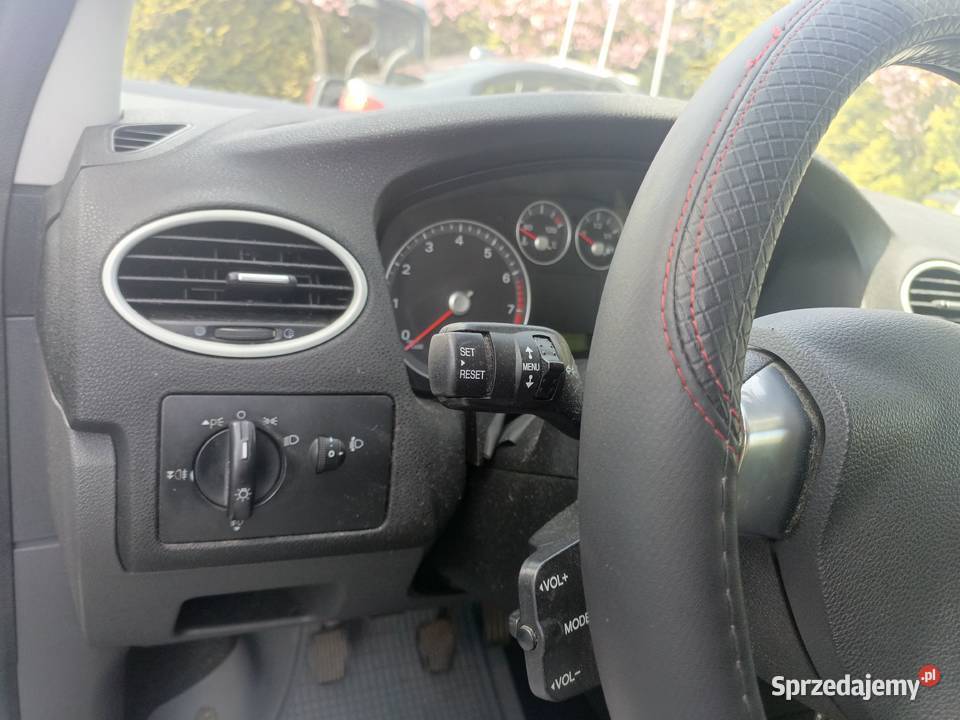 Ford Focus 16 Benzyna 100 koni sprzedam