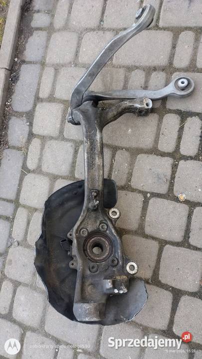 Kompletna zwrotnica prawa A6 C6 4F oryginał Rok produkcji 2008 Lubin