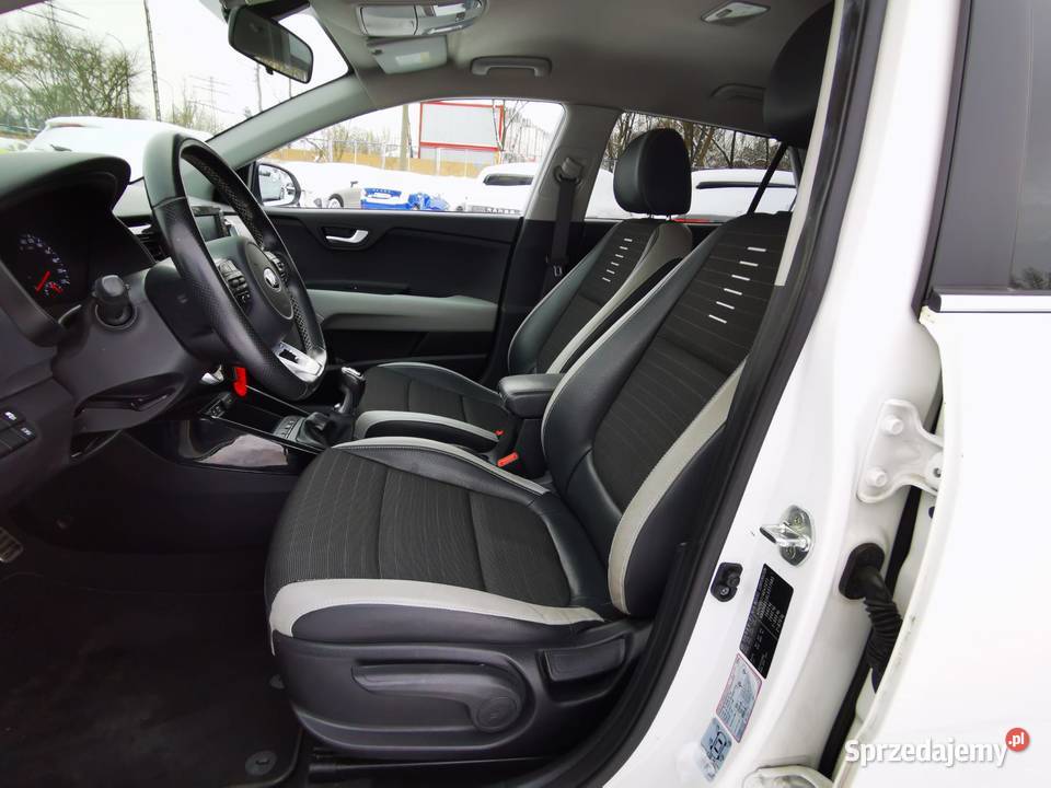 10 TGDI 100 Manual 2 x klucz Przygotowany do nieuszkodzony mazowieckie Warszawa sprzedam