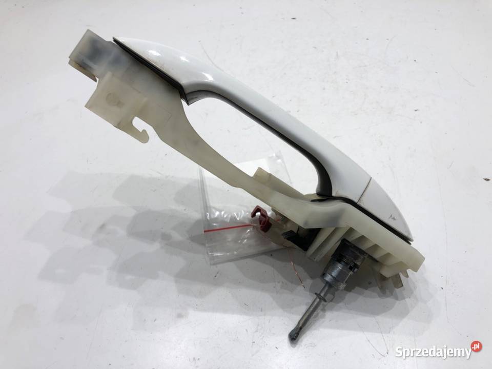 KLAMKA ZEWNĘTRZNA LEWY PRZÓD KIA RIO IV