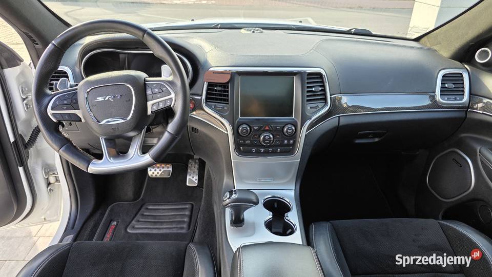 Jeep Grand Cherokee 64 V8 SRT Europa Gaz Prins Wandzin