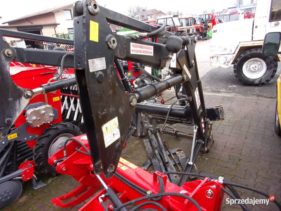 Ładowacz czołowy Ł104 AGROMASZ 1200 RAMA w łódzkie Opoczno