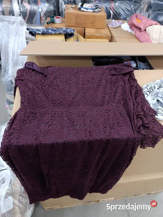 Koszule krawaty spodnie suknie marki Kowal sprzedam