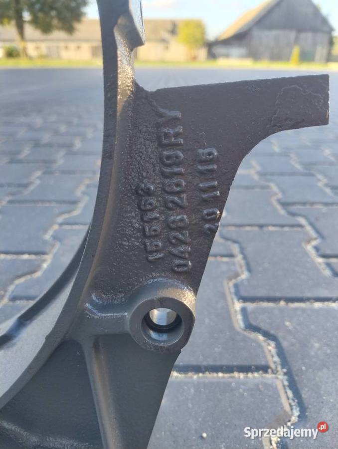 Sprzedam obudowę koła zamachowego Fendt Vario mazowieckie Smolechy sprzedam