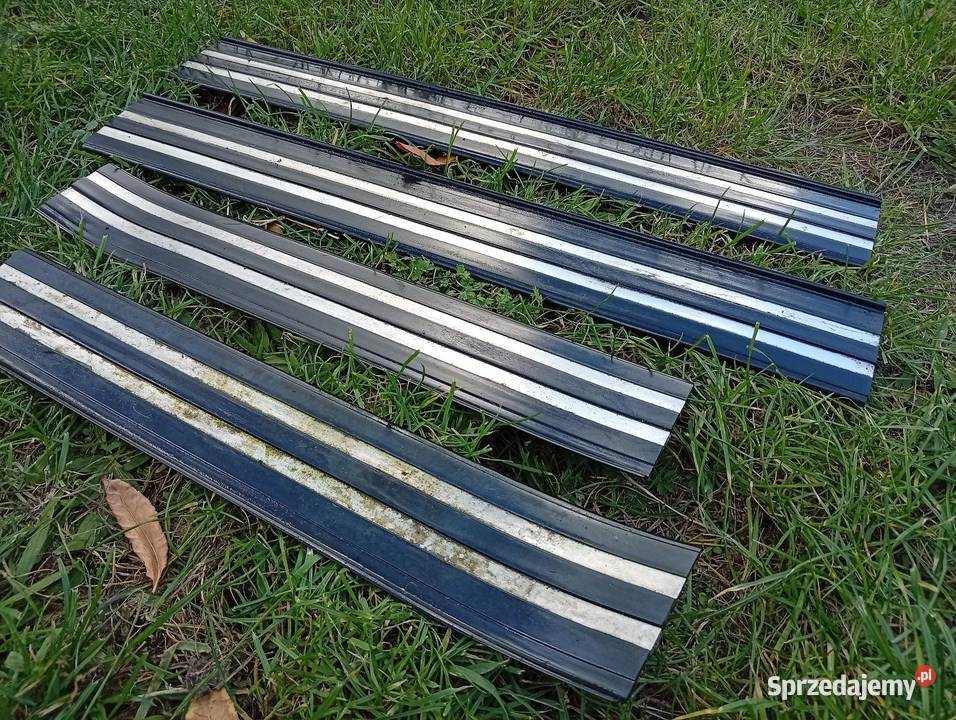 BMW E32 nakładki na progi kompl Rok produkcji 1991 Piotrków Trybunalski