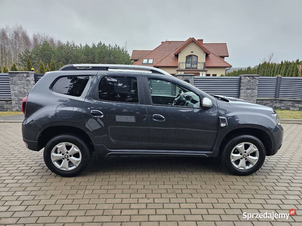 Salon Polska Iwł Zadbana nieuszkodzony Janów Podlaski