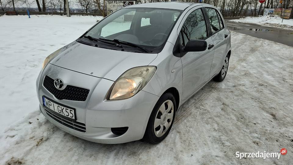 yaris 2008r silnik 13 SALON okazja mazowieckie Góra Kalwaria