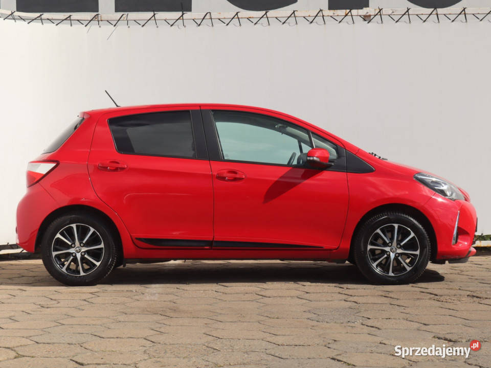 Toyota Yaris 15 Dual VVTi Rok produkcji 2018 Łódź