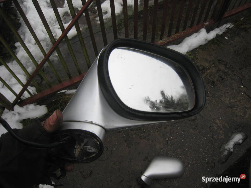 Lusterko zewnętrzne prawe srebrne Mitsubishi