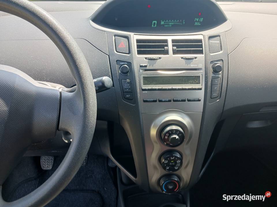 Toyota Yaris 2010r super stan bezwypadkowa dwa Rybnik