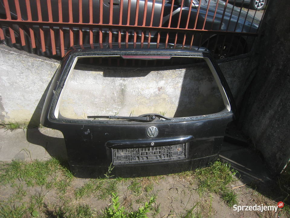 Klapa tylna tył bagażnika Volkswagen Passat B5 Rok produkcji 1999
