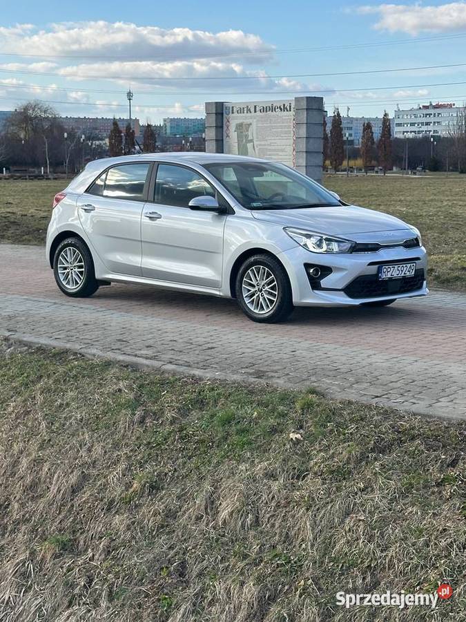 Salon LED Kamera Apple car Android Navi 46 700 wielofunkcyjna kierownica podkarpackie Rzeszów