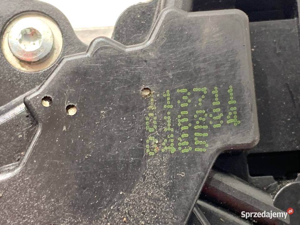 SILNIK WYCIERACZEK TYŁ OPEL CORSA E 39043012 osobowe sprzedam