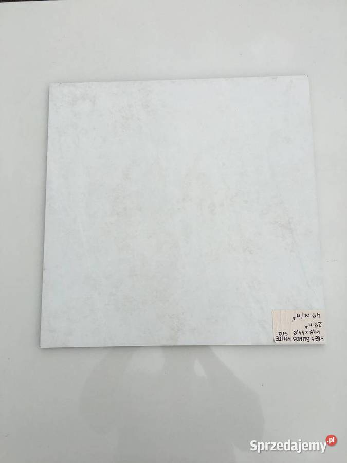 Gres płytka podłogowa blinds white str 448x448