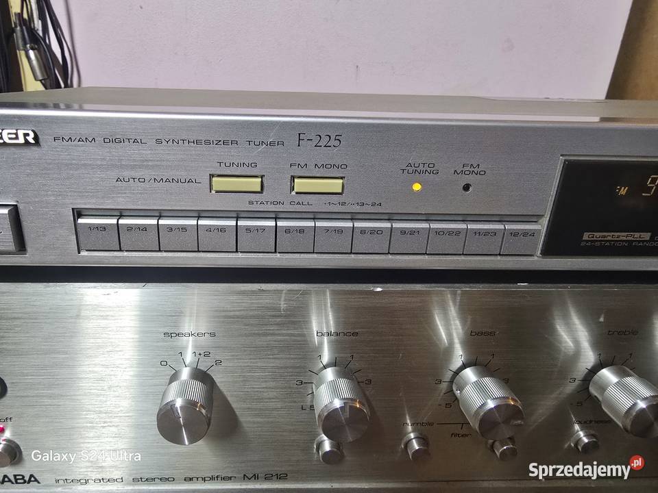 tuner cyfrowy pioneer f223 ładny sprawny Radioodtwarzacze Chełm Śląski