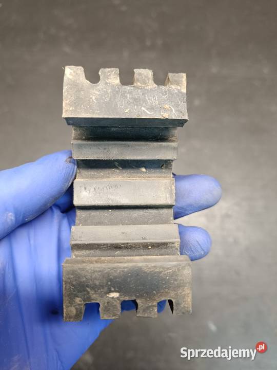 Guma mocowanie zbiornik paliwa bak części Suzuki Gołaczewy