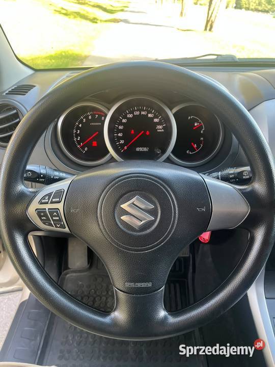 Suzuki Grand Vitara II 16 Comfort 4x4 napęd 4x4 Suzuki małopolskie Kalwaria Zebrzydowska