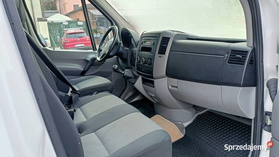 VW Crafter 20 tdi 9 osobowy niski przebieg klima Miechów sprzedam