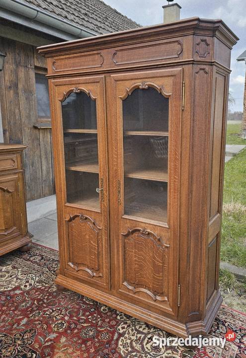 Jadalnia stół 6 krzeseł komoda witryna Brójce