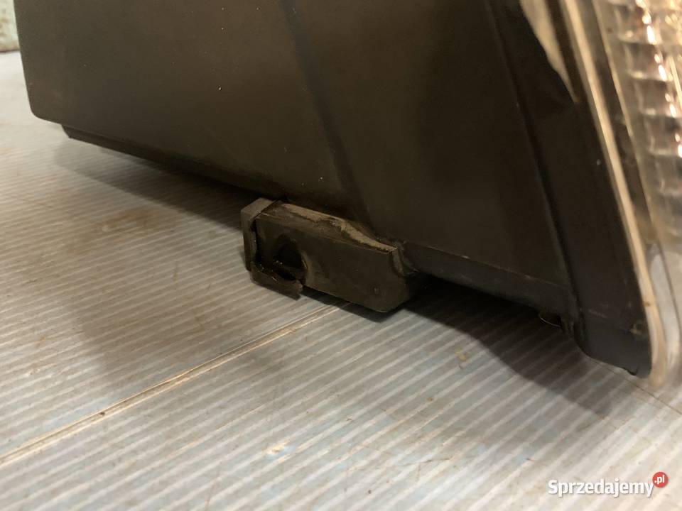Vw Passat B5 lampy przednie hella Kłodzko