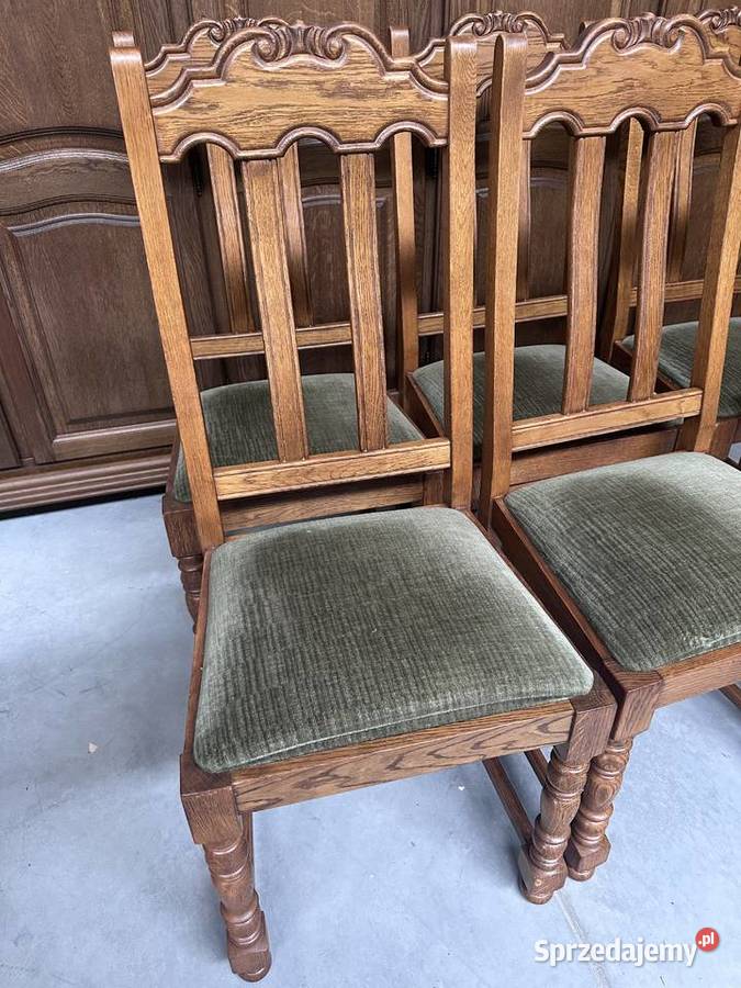 Dębowe krzesła siedziska z materiału Sławoszewek