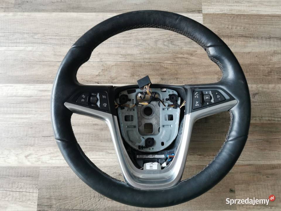 Kierownica OPEL MOKKA MOKKA X J13 14 39081266 Wyposażenie wnętrza Świerzawa sprzedam