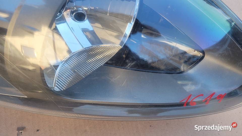 FIAT PUNTO EVO 09 REFLEKTOR LAMPA PRZÓD PRAWA Lampy przednie Ruda Śląska