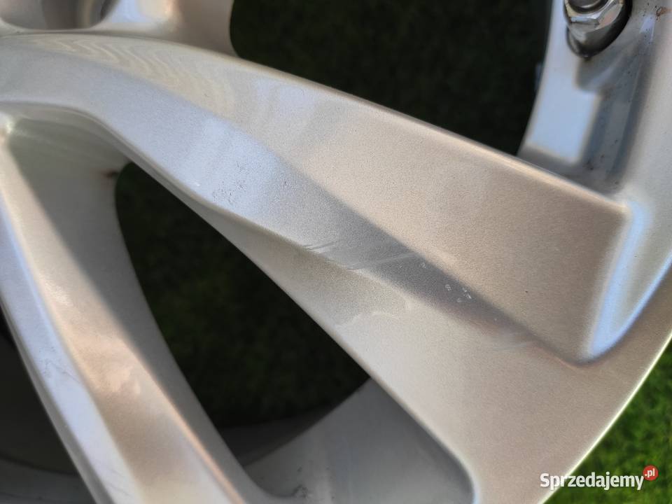 Alufelgi Toyota Auris II Corolla Verso IS200 sprzedam