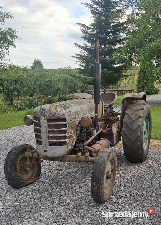 Tanio Ursus 4011do renowacji kup Ursus Sandomierz sprzedam