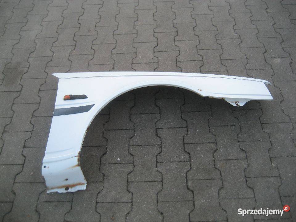 volvo 440 460 błotnik przód prawy Rakoniewice