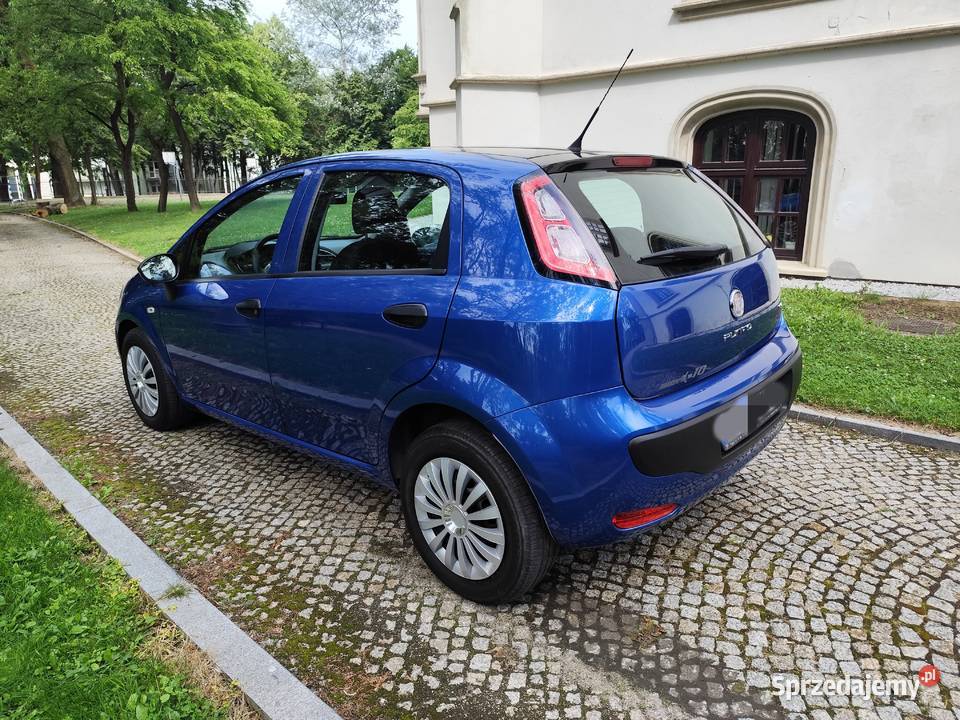 Fiat Punto Evo 14benz2012rniski przebiegSuper manualna Jasło sprzedam