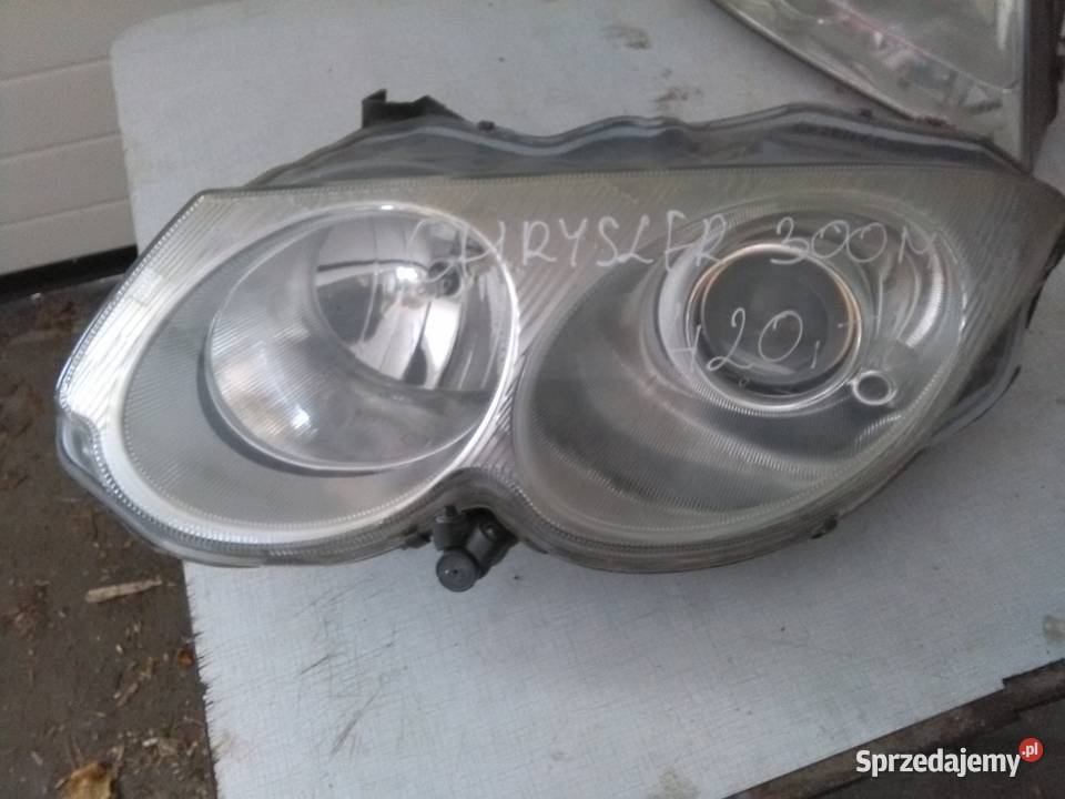 CHRYSLER 300M REFLEKTOR LAMPA LEWA PRZÓD Lampy przednie zachodniopomorskie Choszczno sprzedam