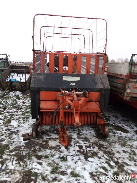 Przyczepa samozbierająca T124 wielkopolskie Sadlno