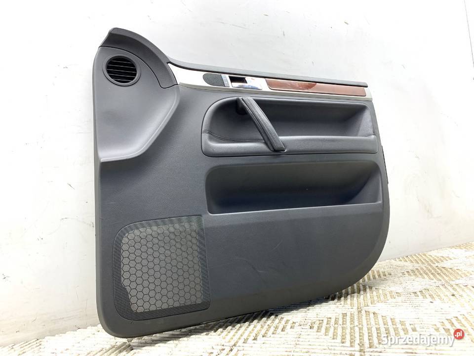 BOCZEK DRZWI PRAWY PRZÓD VW TOUAREG SUV 0213 osobowe sprzedam